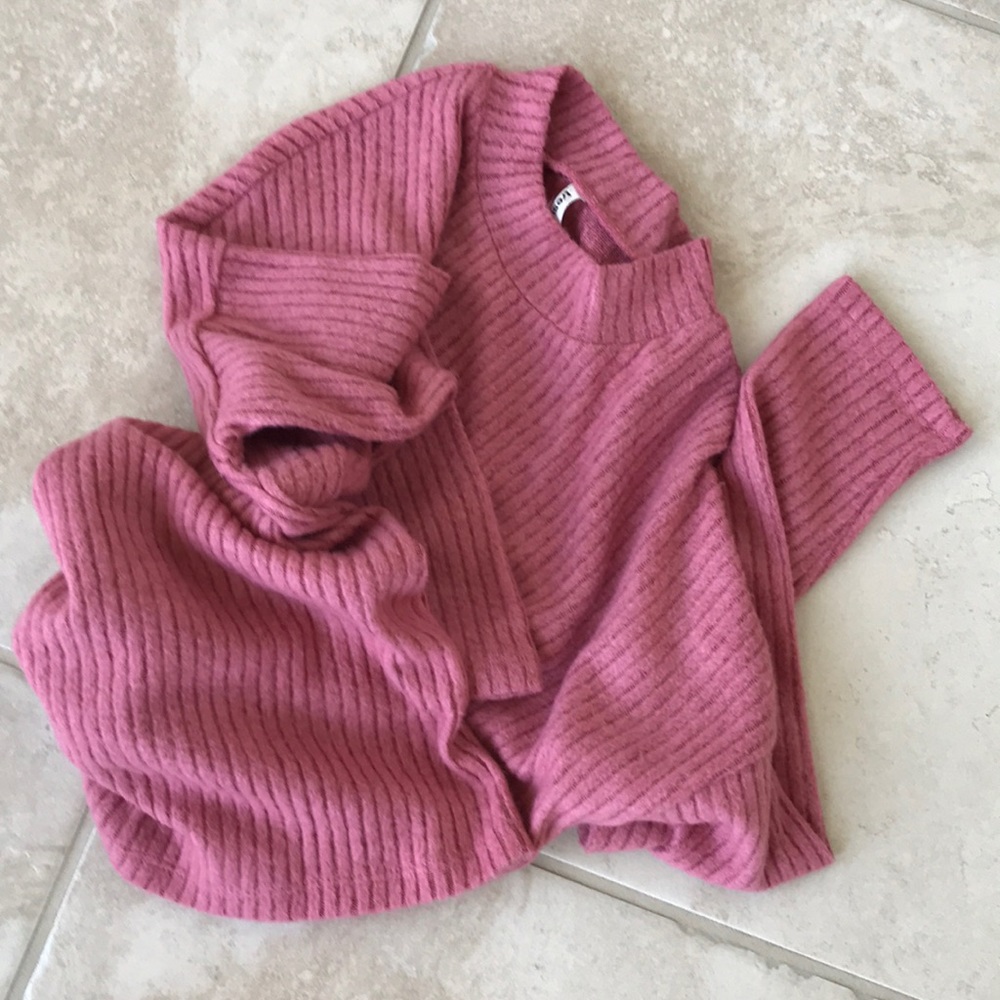 Tresics Pink Sweater